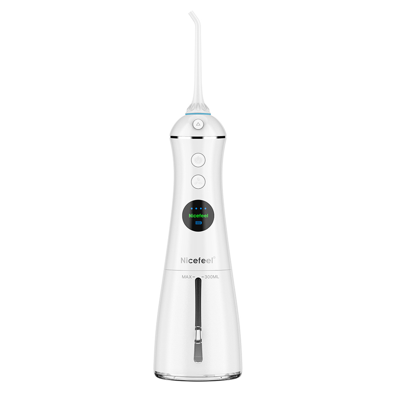 IPX7 Su geçirmez Nicefeel Su Flosser 2 nozel 100-240V Voltaj