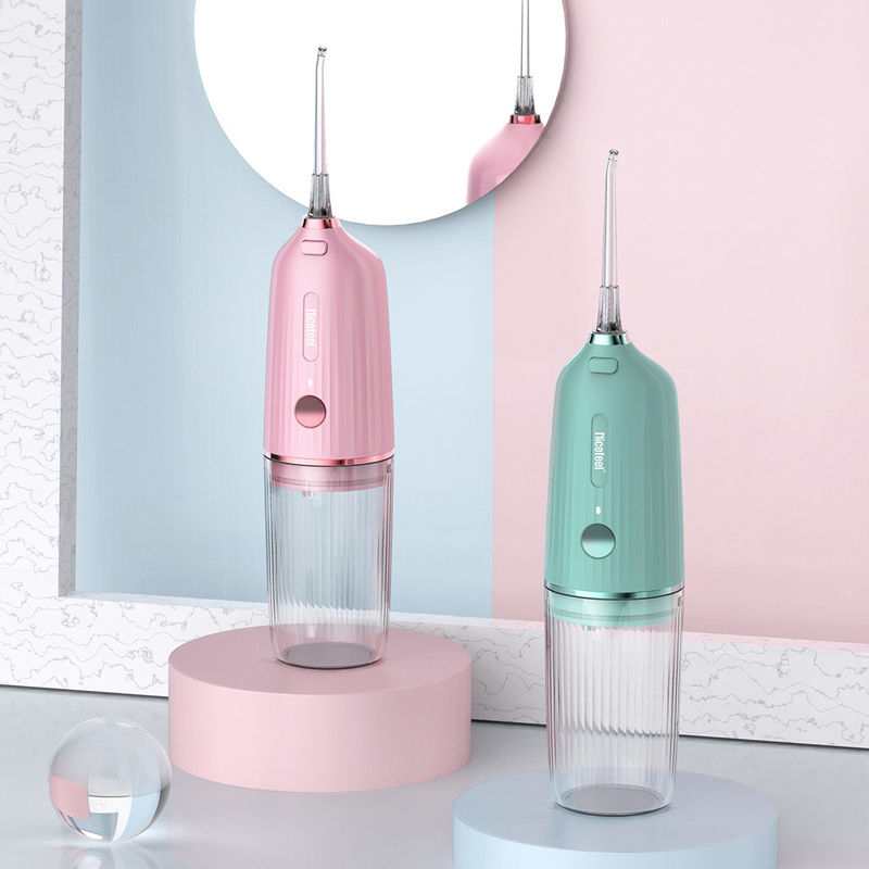 0.6mm Su Sütunu 130ml Taşınabilir Diş Temizleyici Dişler İçin Elektrikli Su Flosser