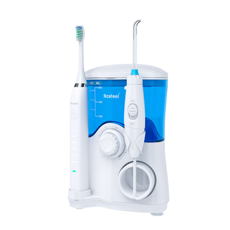Dişlere Duyarlı İnsanlar İçin 360 derece döner ISO Kişisel Bakım Oral Irrigator